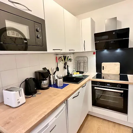 Au Coeur D'antibes - Clim, Piscine Et Parking Apartment *